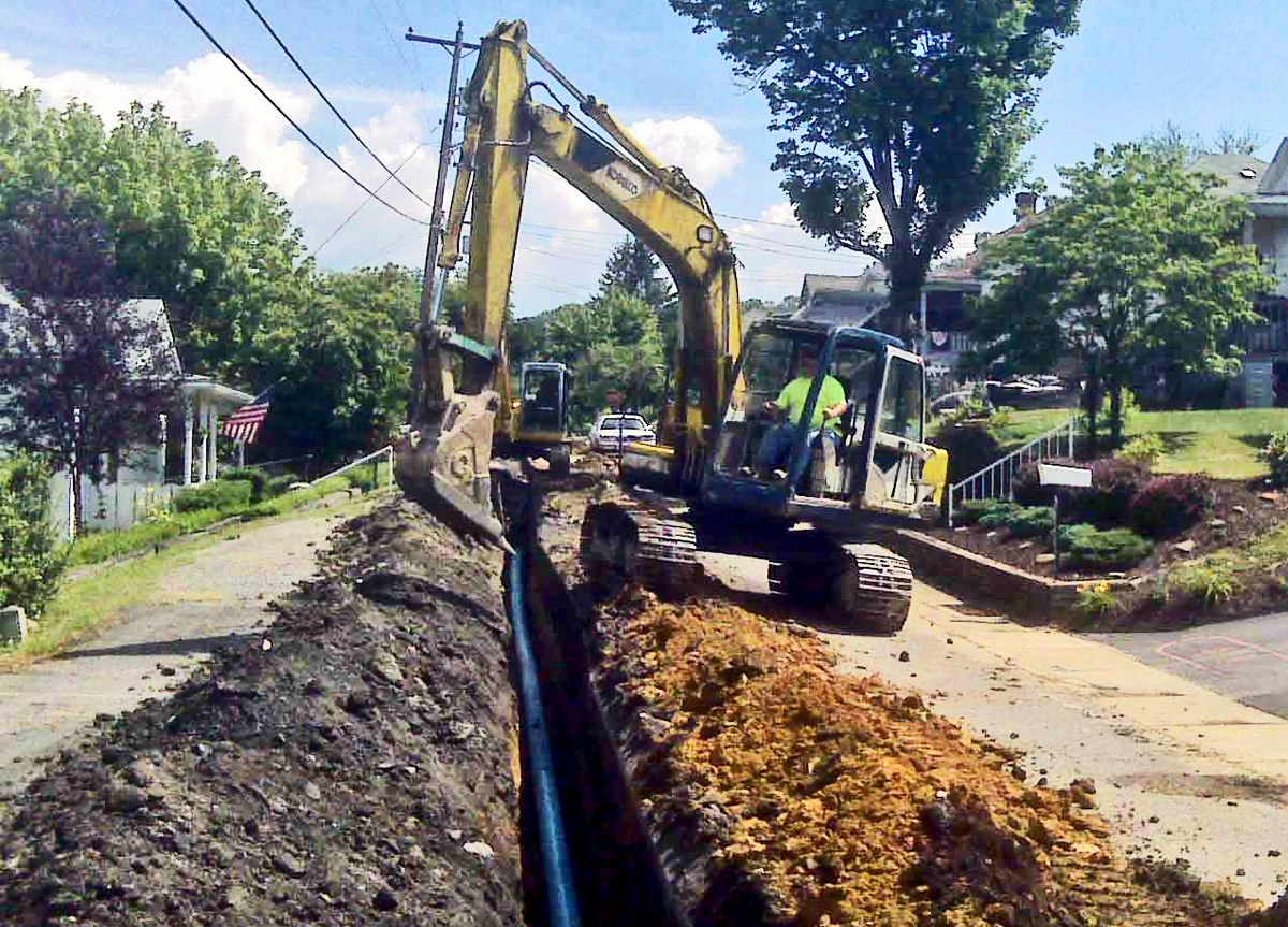 Waterline Replacement in Residential Neighborhood